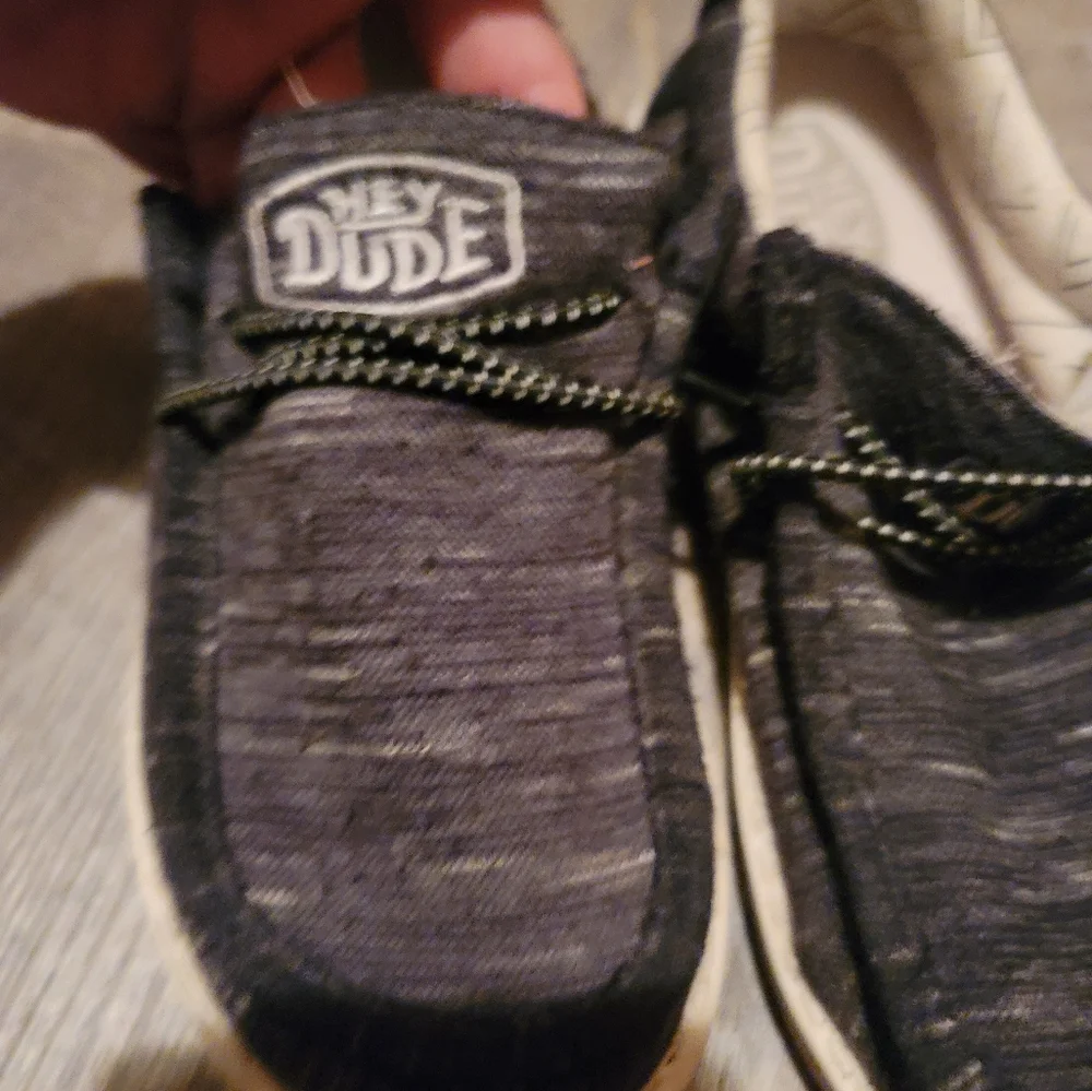 Hey Dude Kids Black Shoes Size TD13